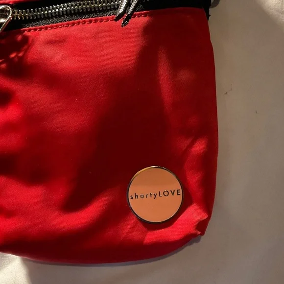 Shorty love Red Crossbody Bag - Picture 2 of 2